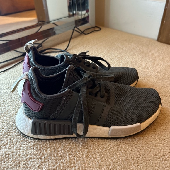 Adidas NMD R1 Ultility Grey Olive Green Maroon Shoe
Womens Sneaker Size US 7 - Picture 7 of 8